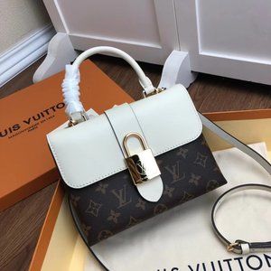LOUIS VUITTON CROSSBODY BAG